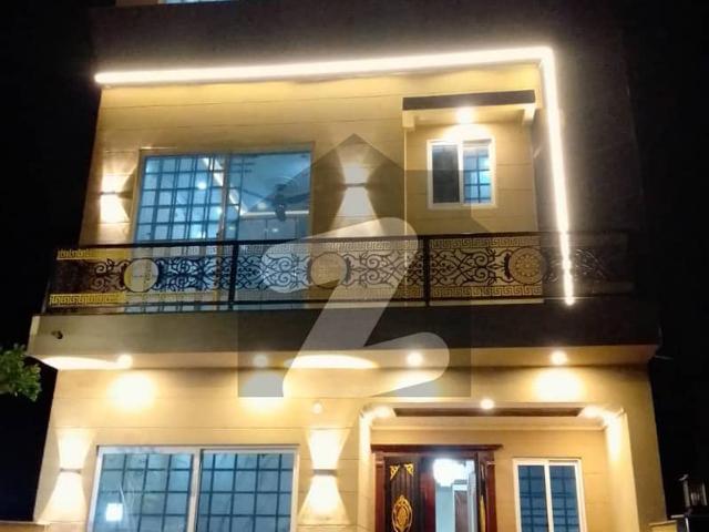 3 Marla Modern House Available For Sale
