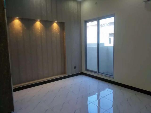 3 marla barnd new house Lahore Hamza Town ID 59051