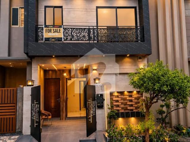 3 marla brand new laxury house for sale with 4 spacious bedrooms, near to park, masjid and main bulleward in ak kabir town phase 2 lahore