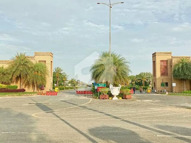 3 Marla Corner 50 Ft Road On Ground Possession Plot Available For Sale In New Lahore City