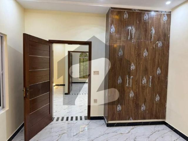 3 Marla Double Storey Full Ready To Move Location Very Hot With 3 Bedroom Attached Washroom In Canal Fort II