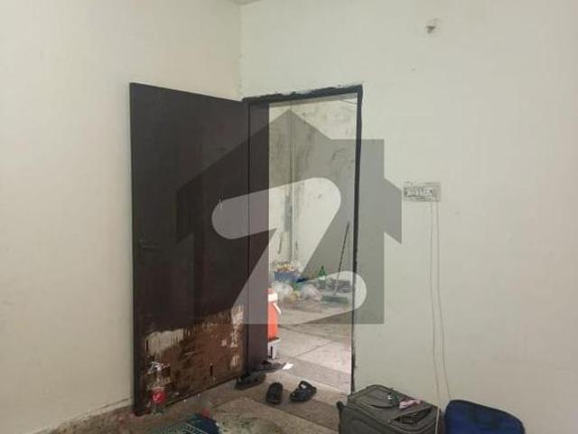 3 Marla 2nd Flat For Rent In Sector A 2 Town Ship Lahore Township Sector A2