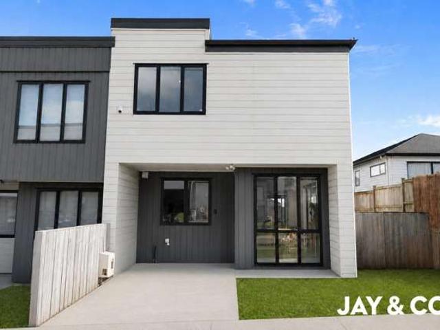 3 Matahae Drive, Flat Bush, Manukau City