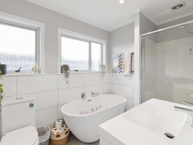 3 McKenzie Road, Mangere Bridge, Manukau City