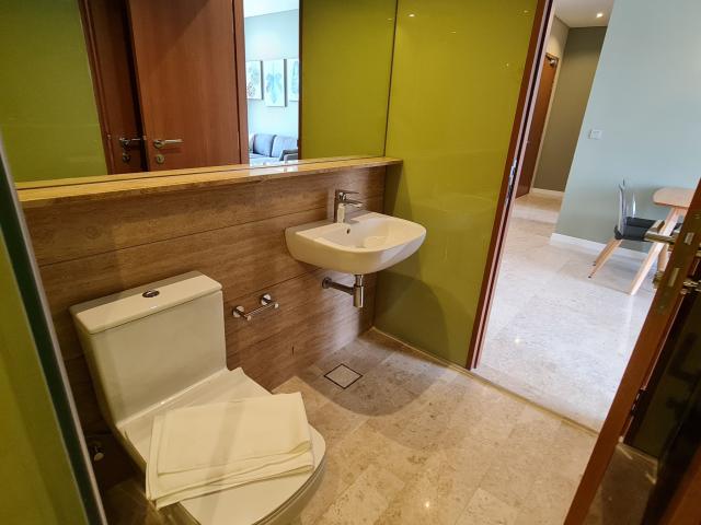 [3 Mins Walking to KLCC] Middle Room at Sky Suites