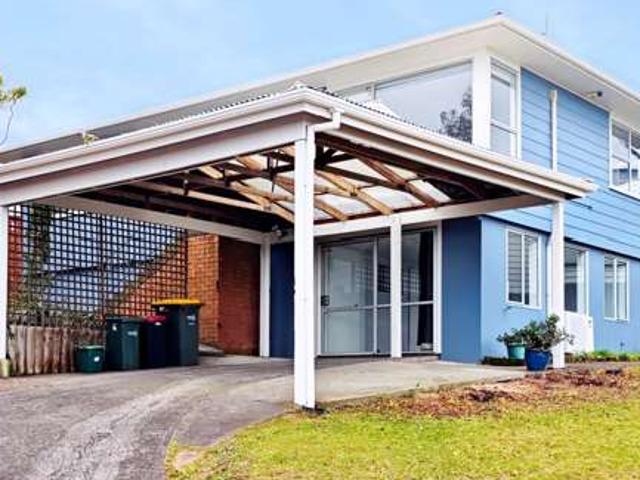 3 Mowbray Place, Sunnynook, North Shore City