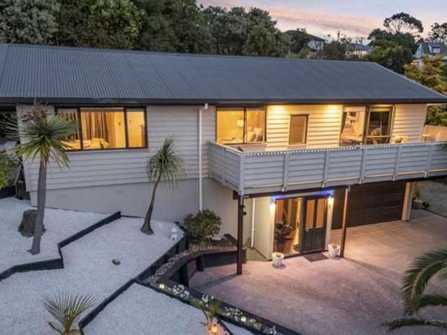 3 Ngahere Views, 1627, Rodney