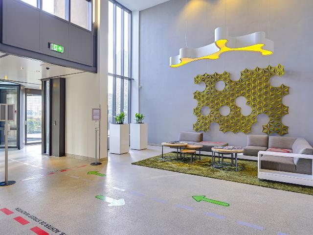 3 Offices Ready To Let