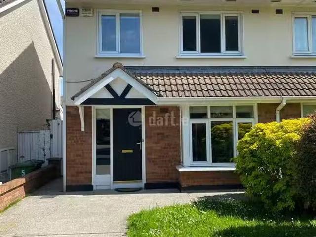 3 Orby Court, The Gallops, Leopardstown, Dublin 18 is for rent