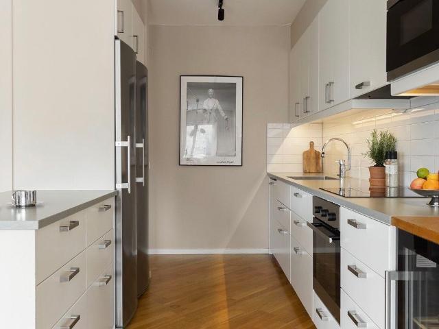 3: a på 88 kvm vid vattnet i Finnboda Hamn – uthyre 88 m² 29 000 kr