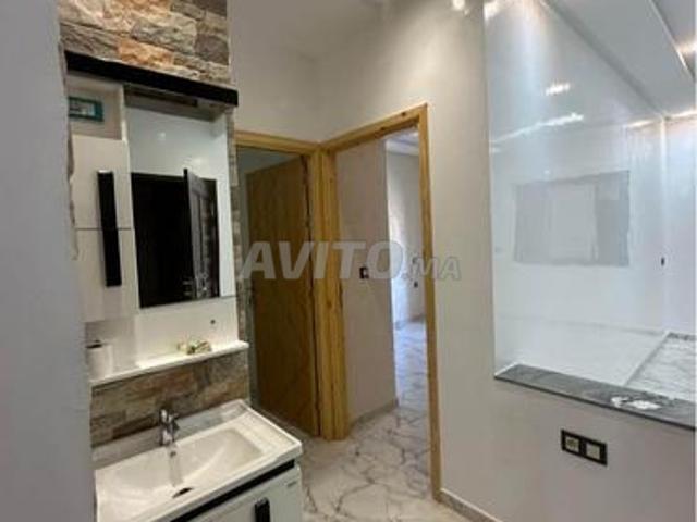 3 appartements neufs vides à louer