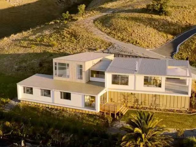 3 Ararat Lane, Clifton, NZ 8081 House for Sale