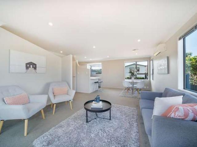 3 Arima Place, Grenada Village, Wellington City