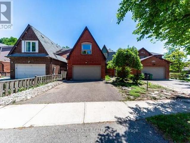 3 Aron Drive, Brampton, ON, L6Y 2S3 house for sale | Listing ID W13238 | Royal LePage