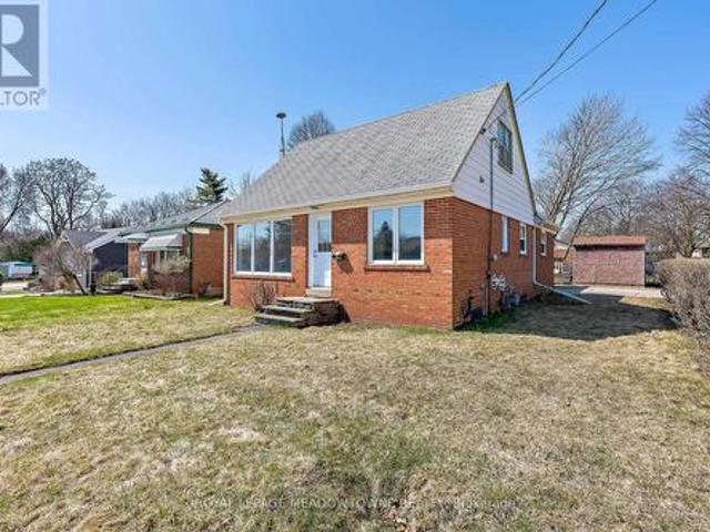 3 Bard Lane, Halton Hills, ON, L7G 2M6 house for sale | Listing ID W13442 | Royal LePage