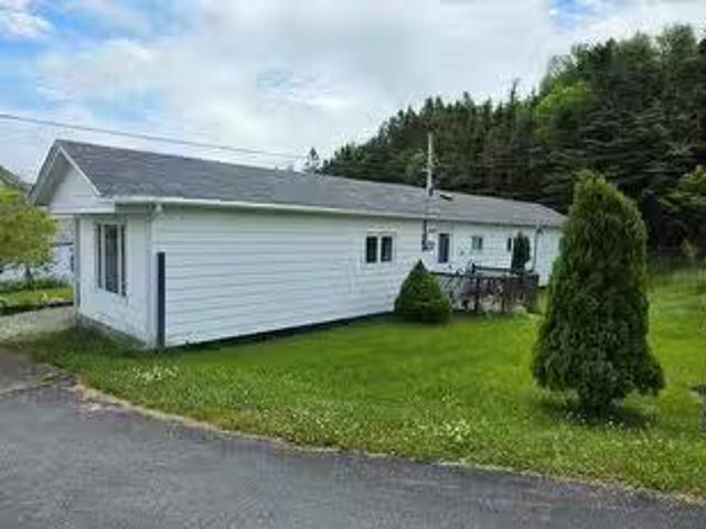 3 Bayview Drive, Burin, NL, A0E 1E0 house for sale Listing.