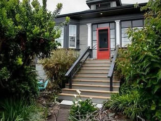 3 bdrm – Cook Street Village | Utilities Include