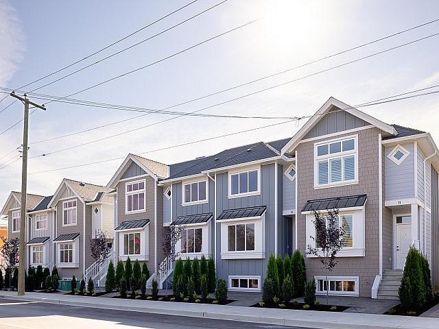3 Bed / 4 Bath Sidney Townhome