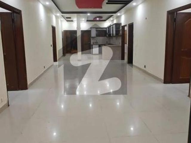 3 bed 2400 square feet apartment available for rent gulshan e iqbal block 10 a