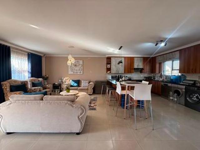 3 bed 2 bath apartment on the market.
