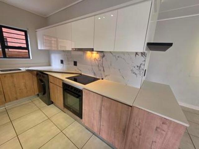 3 bed, 2 bath garden unit