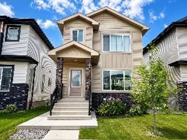 3 Bed 2.5 Bath Upper Suite