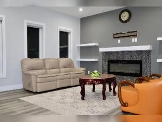 3 Bed 2.5 Bath Dbl Garage Westpark Fort Saskatchewan