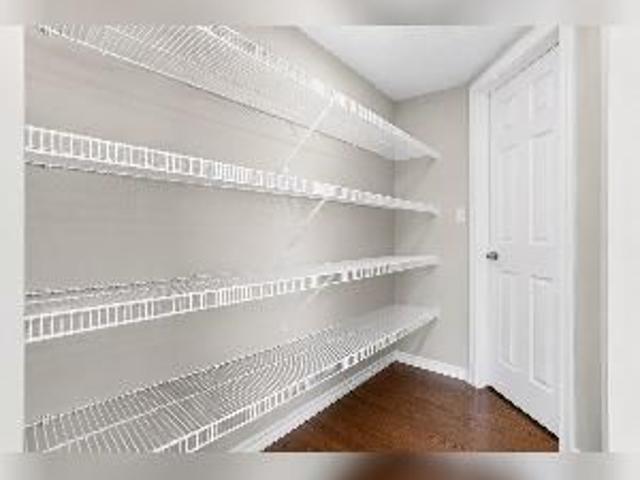 3 Bed 2.5 Bath Duplex Dbl Garage Cranston Fort Sask