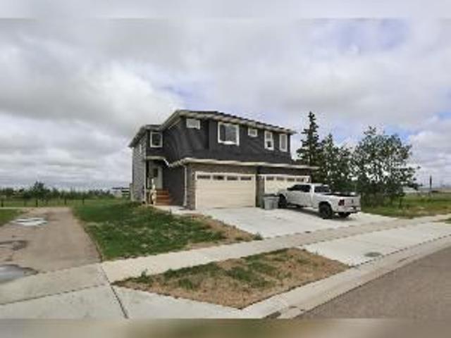 3 Bed 2.5 Bath Duplex Redwater For Rent Double Garage