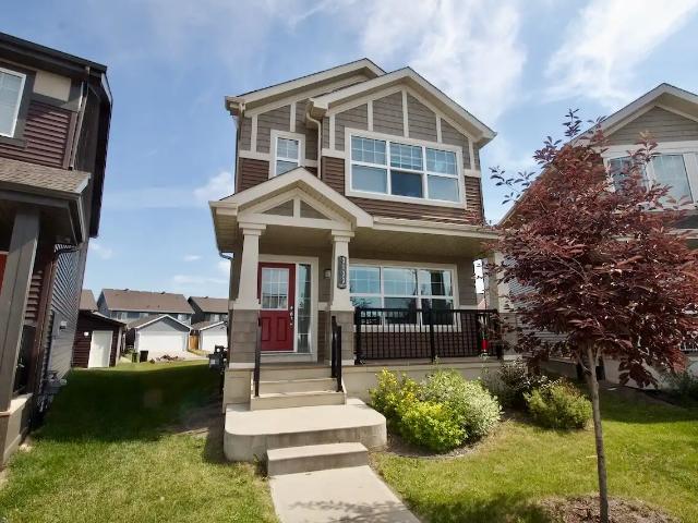 3 Bed 2.5 Bath Family Home Orchards SW Edmonton