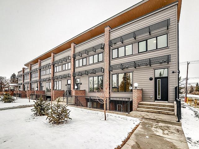 3 Bed 2.5 Luxury Townhouse