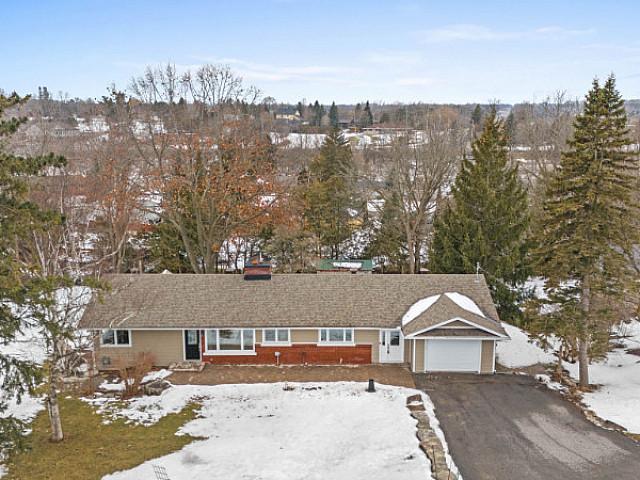 3 Bed, 3 Bath Bungalow On Expansive Lot With Walkout Basement