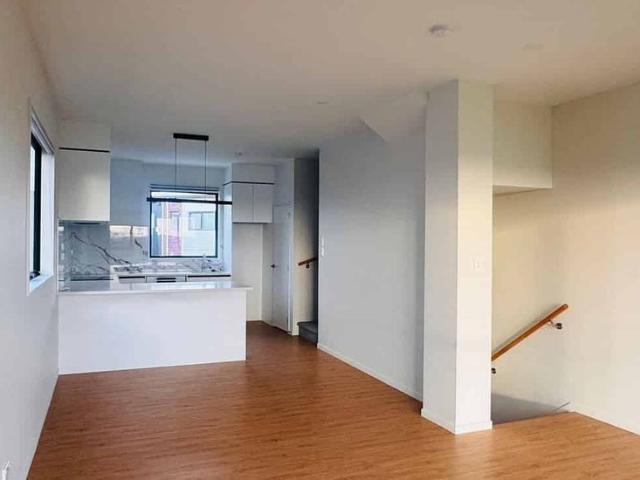 3 Bed | 3.5 Bath Townhouse with Stunning Sunset