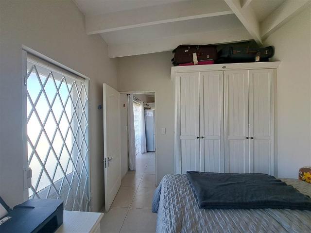 3 Bed Townhouse in Bredasdorp