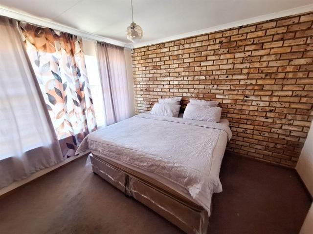 3 Bed Townhouse in Noordheuwel