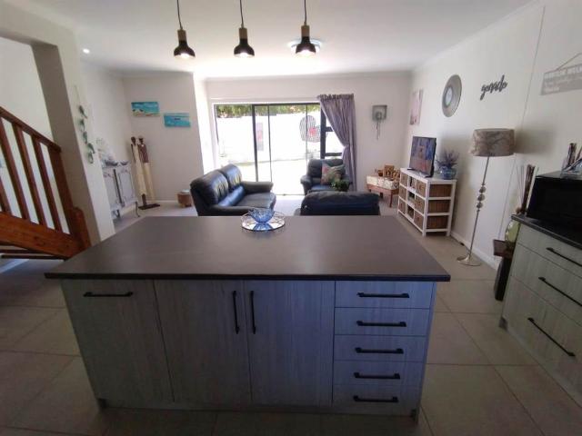 3 Bed Townhouse in Vredenburg