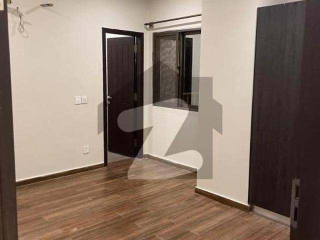3 Bed Apartment Available For Rent Zarkon Heights
