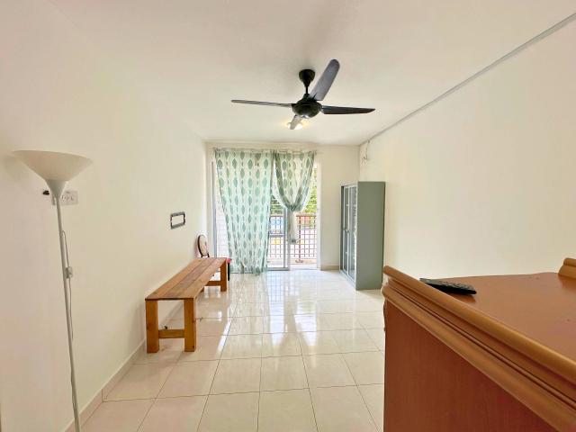 3 Bed Condo for Home Rental in Goodview Heights, Selangor, Malaysia 1,000sqft