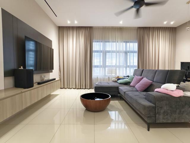 3 Bed Condo for Home Rental in Lakeville Residence, Jalan Sibu, Taman Wahyu, Batu Caves, Federal Territory of Kuala Lumpur, Malaysia 1,070sqft