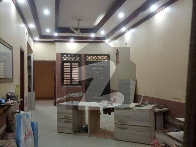 3 bed dd 600 yards banglow for rent in block j