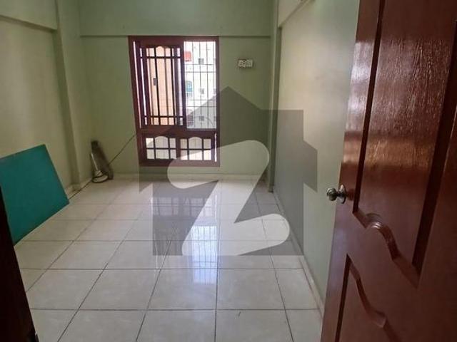 3 Bed DD 3rd Floor Flat Rahat Commercial Area