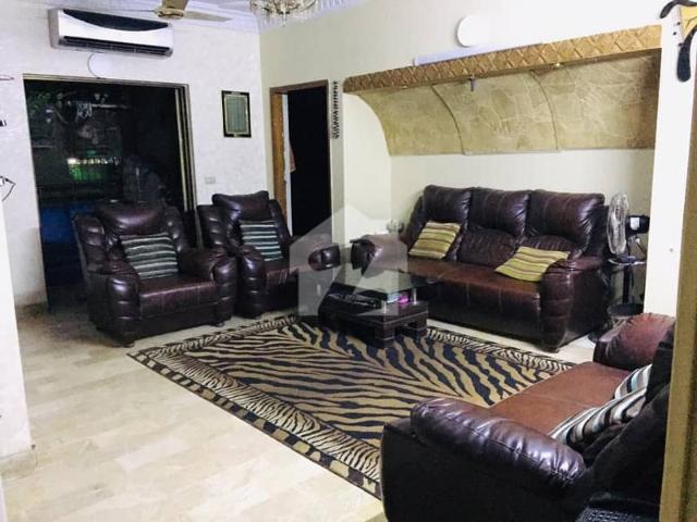 3 Bed DD With Reserved Parking