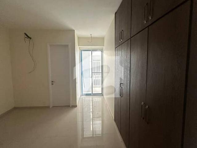 3 Bed DD With Storage, Pool, Parking, Stand By Generator