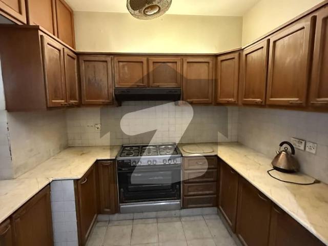 3 bed dd apartment available for sale at Clifton block 7