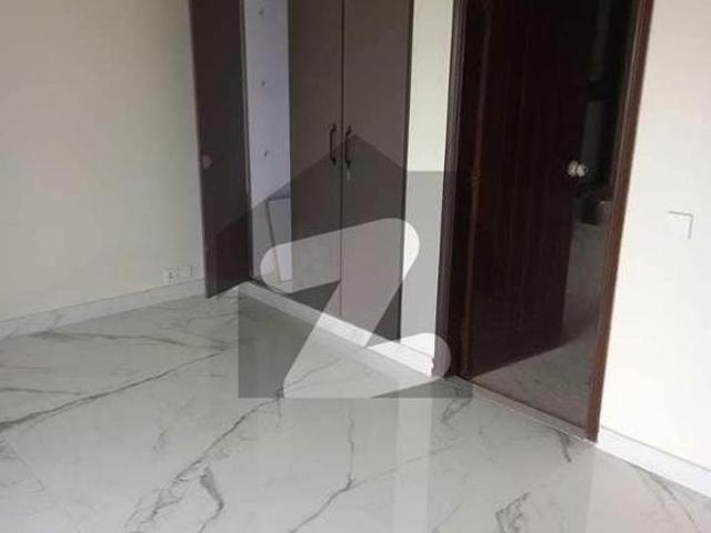 3 Bed DD Apartment for Rent | Country 8, Clifton Block 8 | 1800 Sq. Ft. Premium Amenities Clifton Block 8