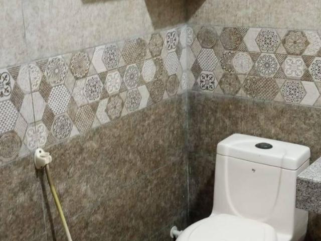 3 Bed dd Flat on Sale near Zubaida Hospital near Dhoraji