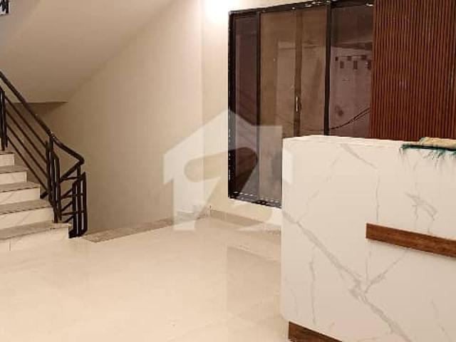 3 Bed DD Flat Available For RENT