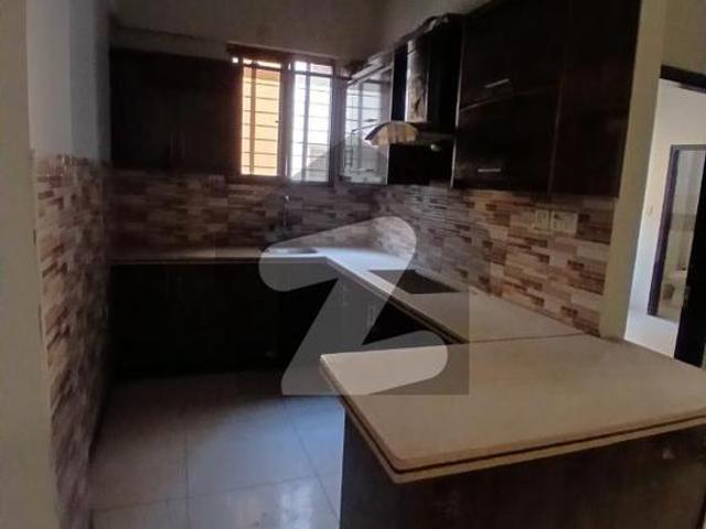 3 bed dd flat available for rent gulistan e jauhar block 7