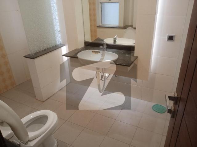3 Bed DD Flat available for rent Lakhani Presidency, Callachi Society Gulshan e Iqbal 10A Karachi Lakhani Presidency