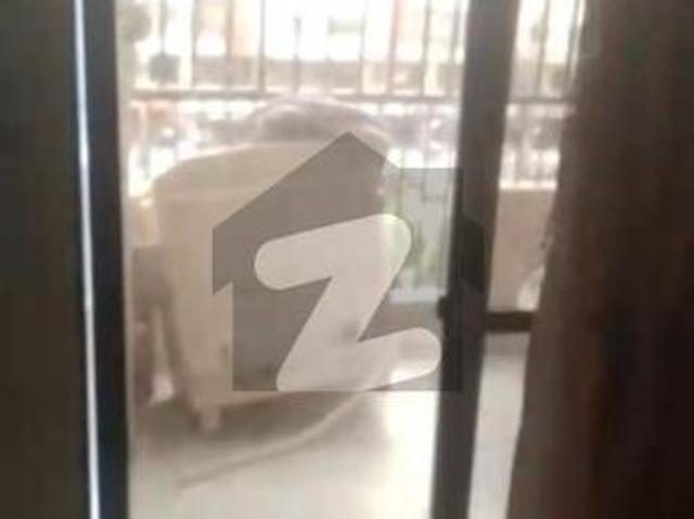 3 bed dd flat for urgent rent gulshan e iqbal town